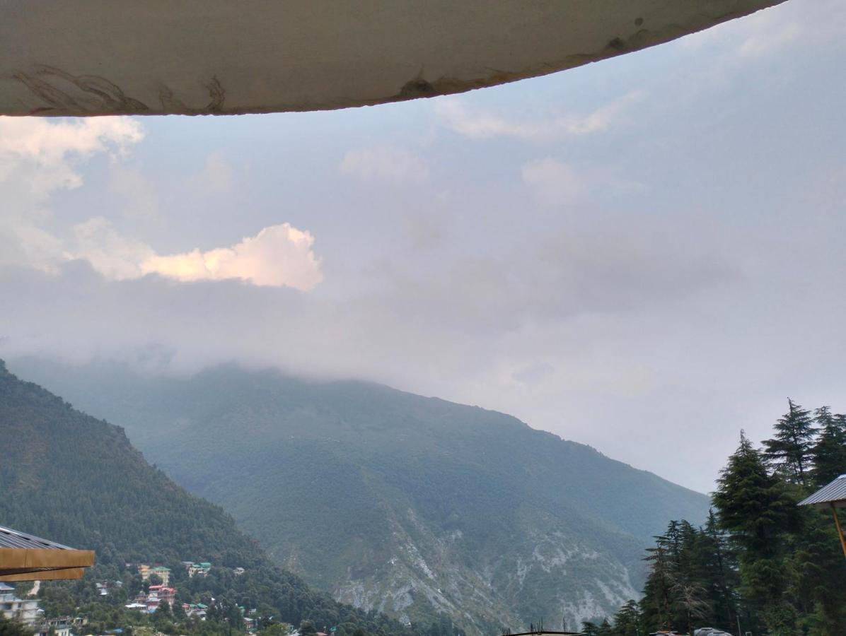 Aman Inn Dharamshala Ngoại thất bức ảnh