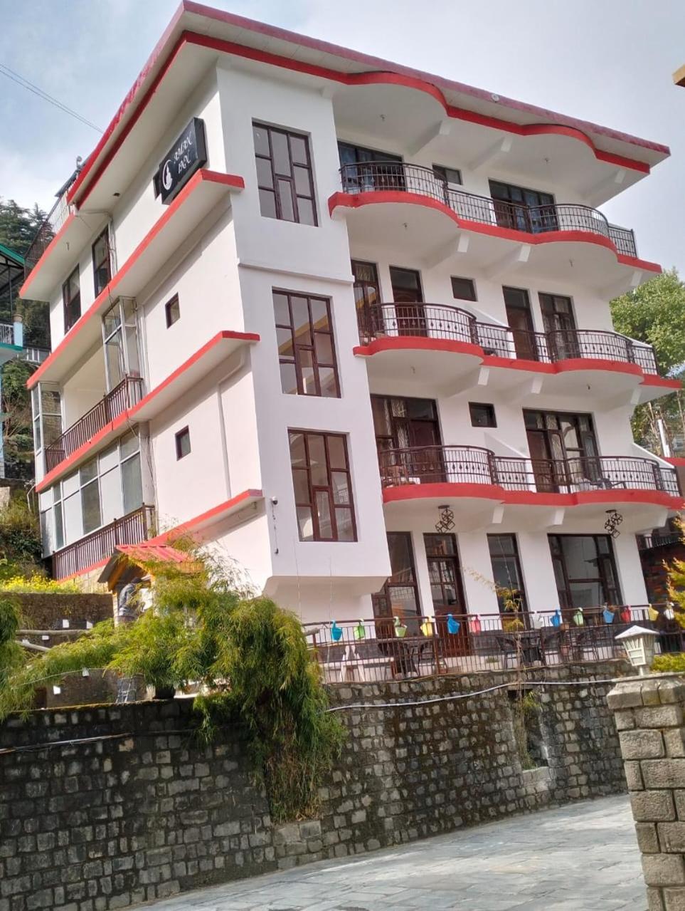 Aman Inn Dharamshala Ngoại thất bức ảnh