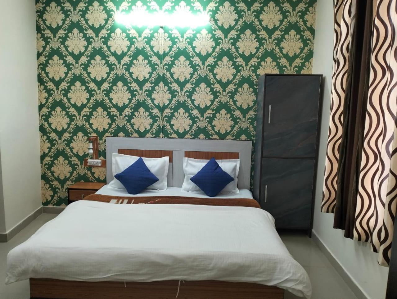 Aman Inn Dharamshala Ngoại thất bức ảnh