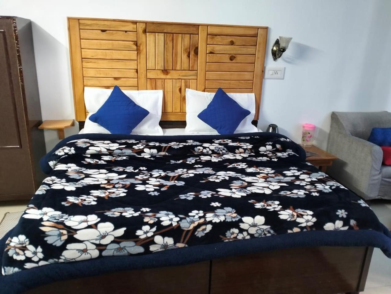 Aman Inn Dharamshala Ngoại thất bức ảnh