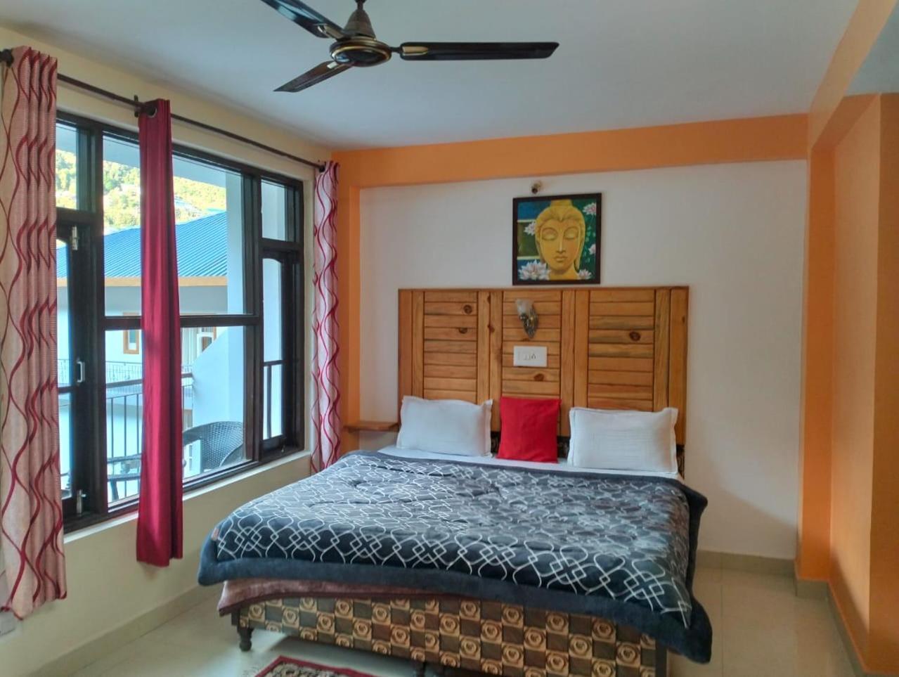 Aman Inn Dharamshala Ngoại thất bức ảnh