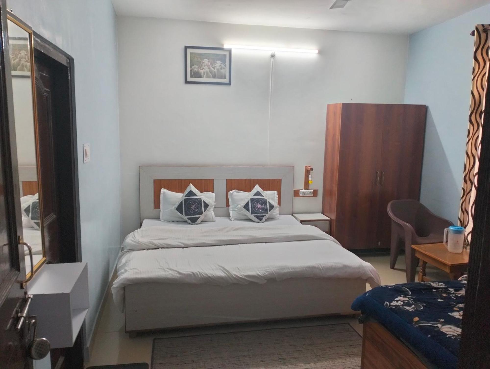 Aman Inn Dharamshala Ngoại thất bức ảnh